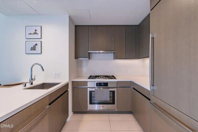 889 Francisco Street 802, Los Angeles, CA 90017