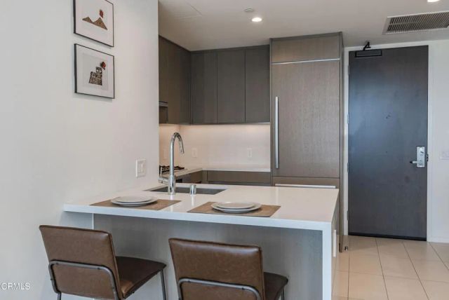 889 Francisco Street 802, Los Angeles, CA 90017