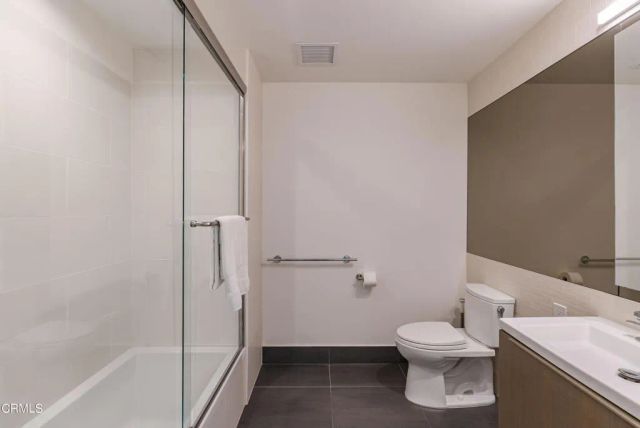 889 Francisco Street 802, Los Angeles, CA 90017