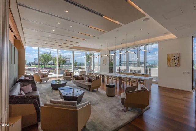 889 Francisco Street 802, Los Angeles, CA 90017