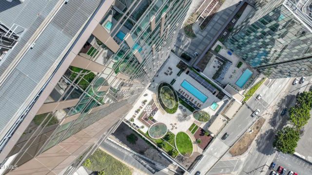 889 Francisco Street 802, Los Angeles, CA 90017