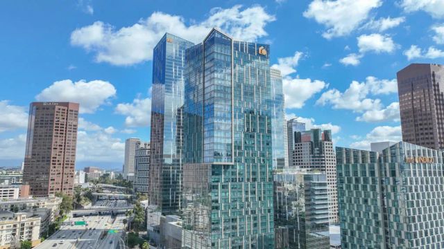 889 Francisco Street 802, Los Angeles, CA 90017