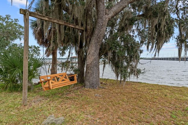 101 Harbour Pointe Drive, Lynn Haven, FL 32444