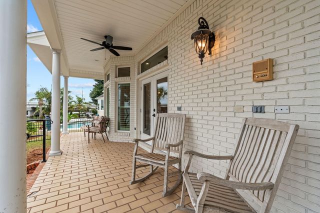 101 Harbour Pointe Drive, Lynn Haven, FL 32444