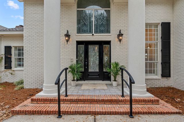 101 Harbour Pointe Drive, Lynn Haven, FL 32444