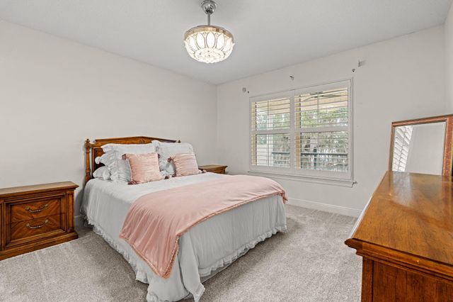 101 Harbour Pointe Drive, Lynn Haven, FL 32444