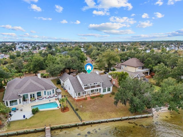 101 Harbour Pointe Drive, Lynn Haven, FL 32444