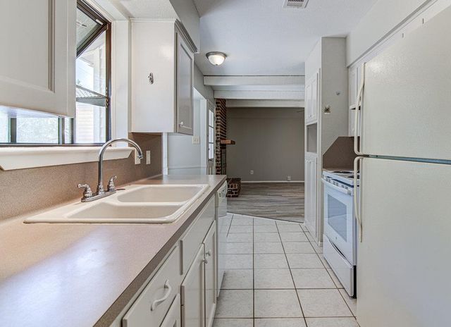 1102 Alden DR, Austin, TX 78758