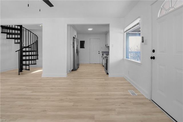 23 Linden AVE, Portsmouth, VA 23704