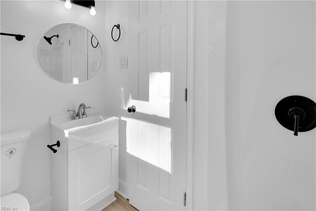 23 Linden AVE, Portsmouth, VA 23704