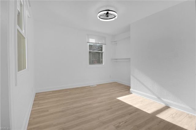 23 Linden AVE, Portsmouth, VA 23704