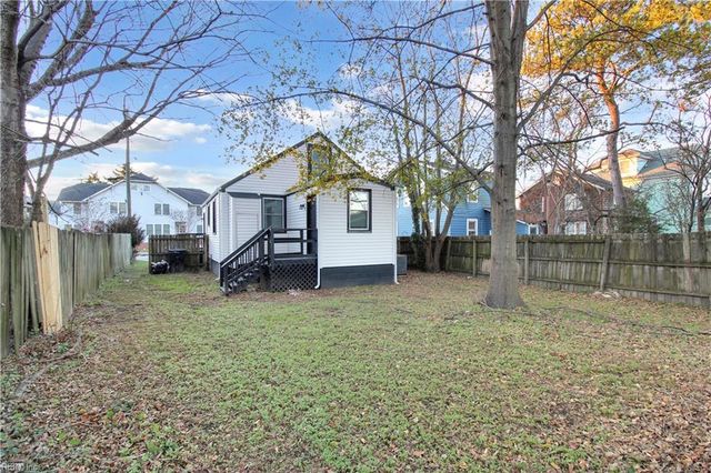 23 Linden AVE, Portsmouth, VA 23704