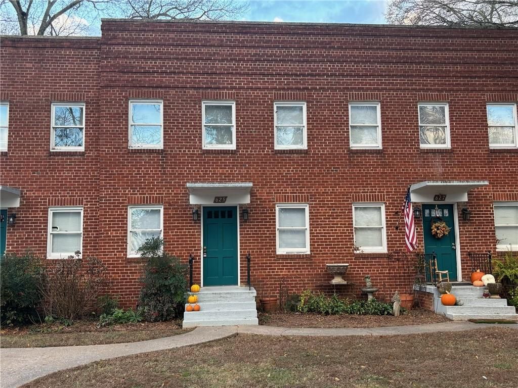 625 Simmons Street, Gainesville, GA 30501