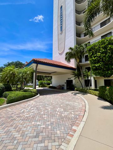 370 GOLFVIEW Road 302, North Palm Beach, FL 33408