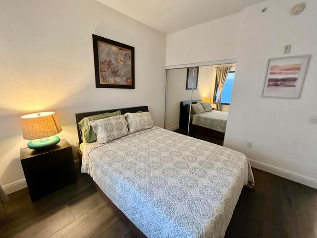 370 GOLFVIEW Road 302, North Palm Beach, FL 33408