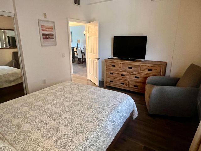 370 GOLFVIEW Road 302, North Palm Beach, FL 33408