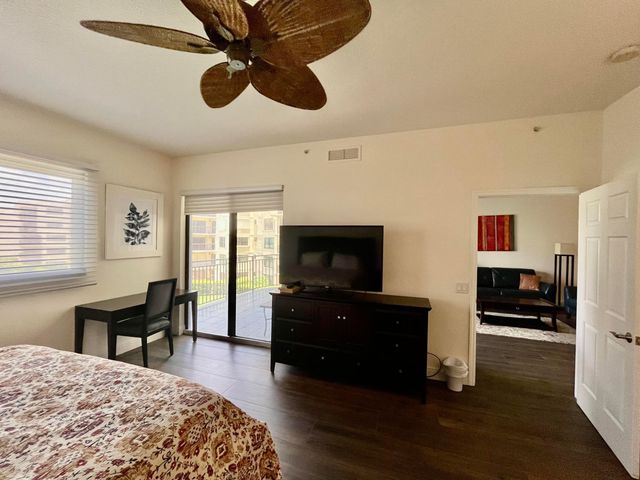 370 GOLFVIEW Road 302, North Palm Beach, FL 33408