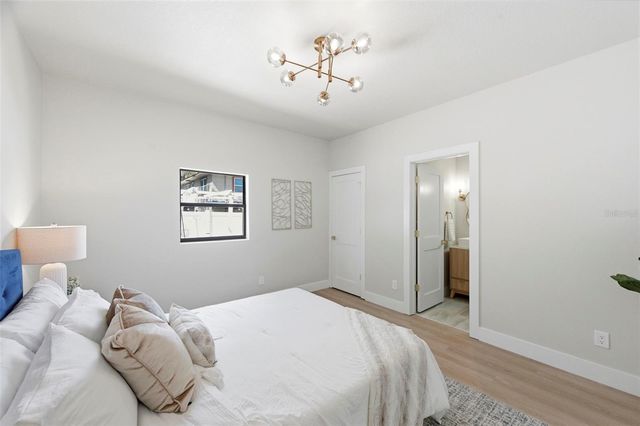 5124 N RIDGE STREET N, St Petersburg, FL 33709