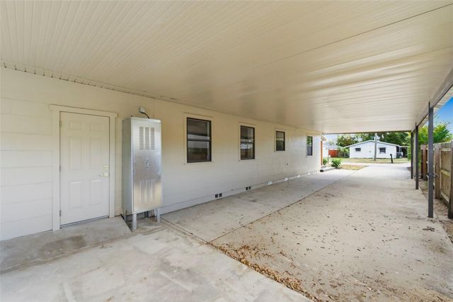 5124 N RIDGE STREET N, St Petersburg, FL 33709