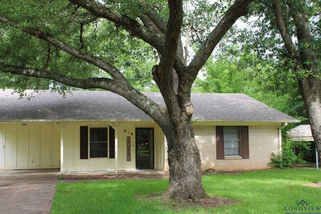 819 Carlisle Dr, Kilgore, TX 75662