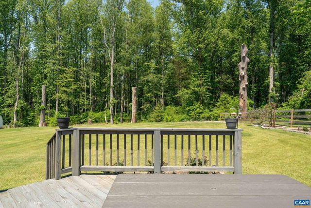 355 WHITETHORN CT, Ruckersville, VA 22968
