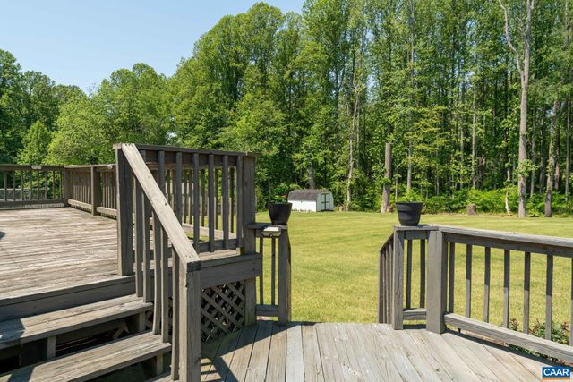 355 WHITETHORN CT, Ruckersville, VA 22968