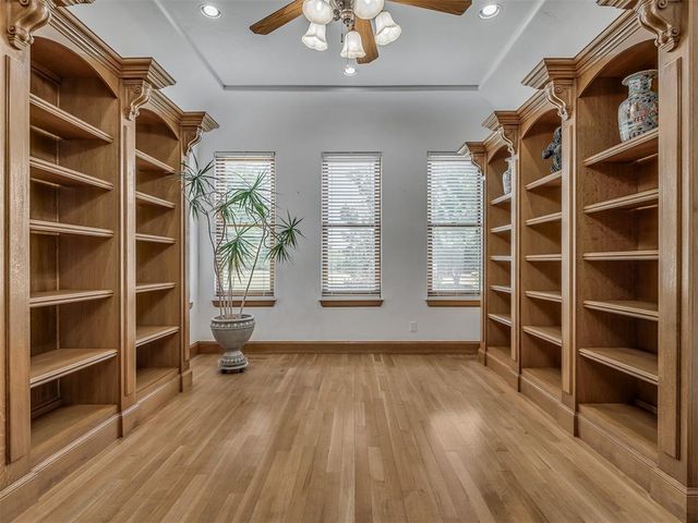 5001 Carrington Place, Oklahoma City, OK 73131