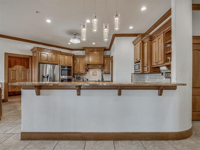 5001 Carrington Place, Oklahoma City, OK 73131