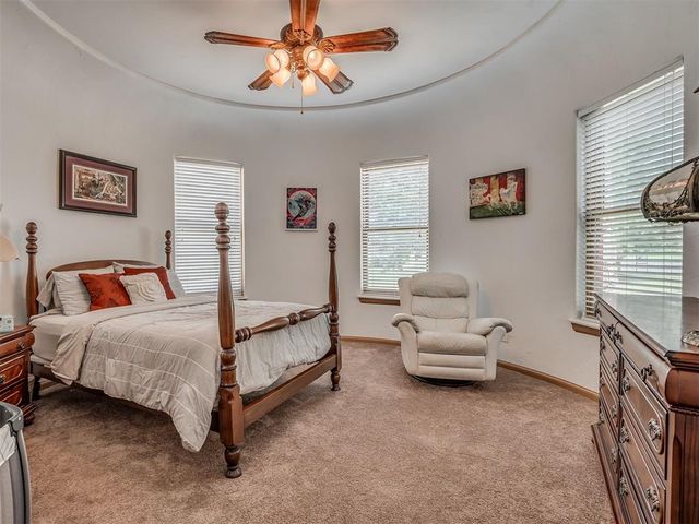 5001 Carrington Place, Oklahoma City, OK 73131