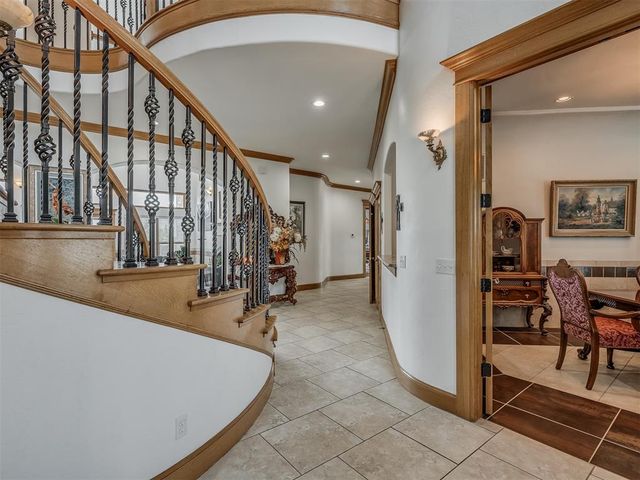 5001 Carrington Place, Oklahoma City, OK 73131