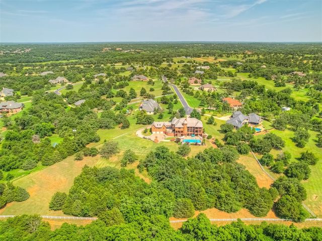 5001 Carrington Place, Oklahoma City, OK 73131