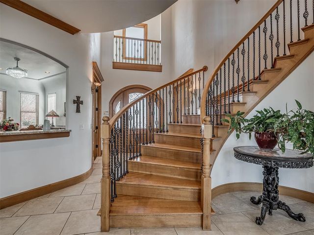 5001 Carrington Place, Oklahoma City, OK 73131