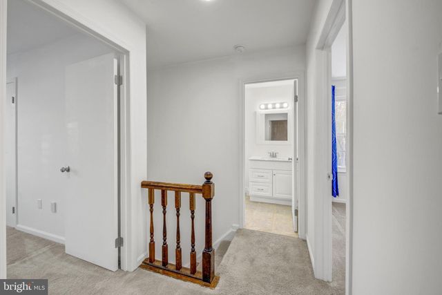 30 OAK FOREST DR, Sicklerville, NJ 08081