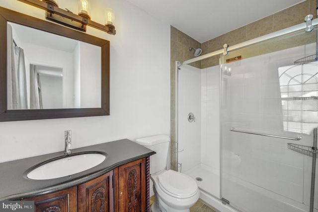 30 OAK FOREST DR, Sicklerville, NJ 08081