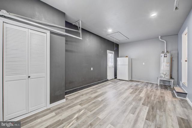 30 OAK FOREST DR, Sicklerville, NJ 08081