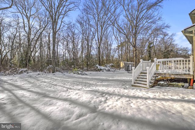 30 OAK FOREST DR, Sicklerville, NJ 08081