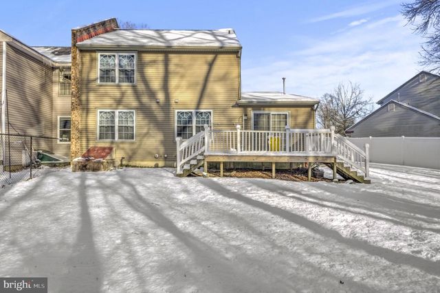 30 OAK FOREST DR, Sicklerville, NJ 08081