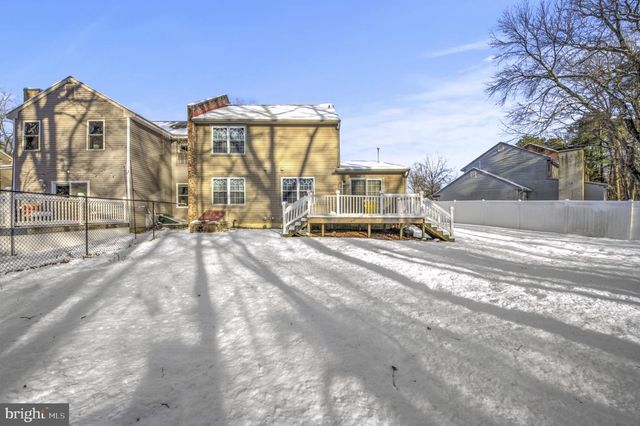 30 OAK FOREST DR, Sicklerville, NJ 08081