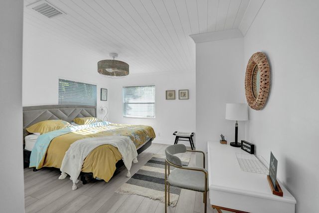 251 NE 17TH Street, Delray Beach, FL 33444