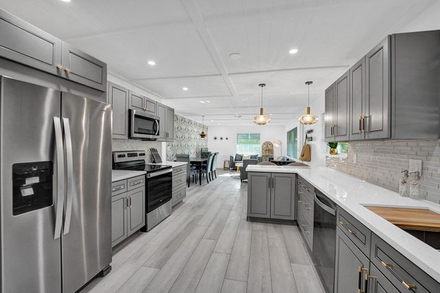 251 NE 17TH Street, Delray Beach, FL 33444