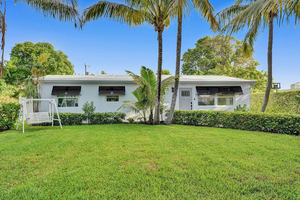 251 NE 17TH Street, Delray Beach, FL 33444