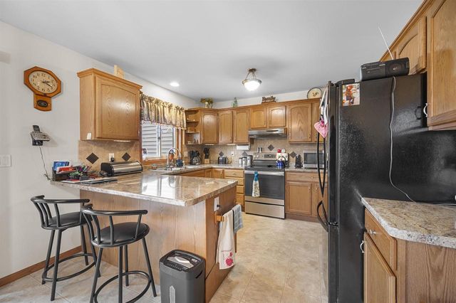 W966 North Drive, Brodhead, WI 53520