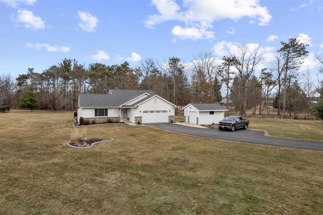 W966 North Drive, Brodhead, WI 53520