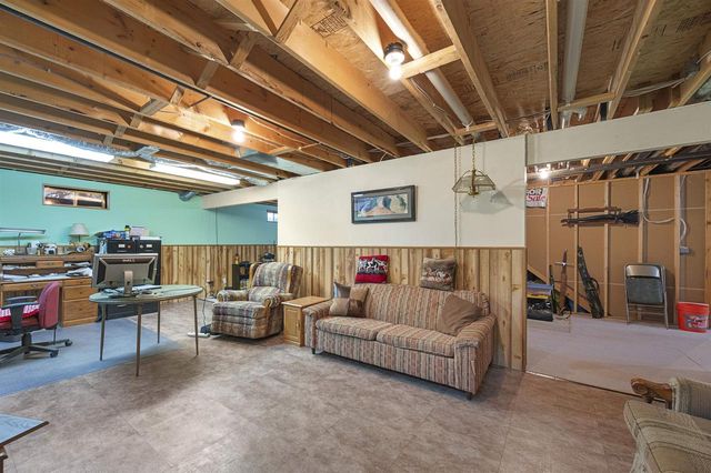 W966 North Drive, Brodhead, WI 53520