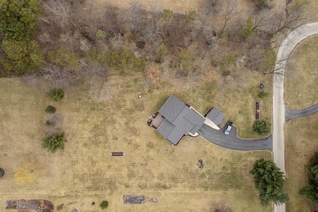 W966 North Drive, Brodhead, WI 53520