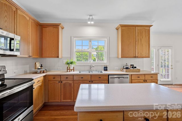 7832 Horseshoe Creek Drive, Huntersville, NC 28078