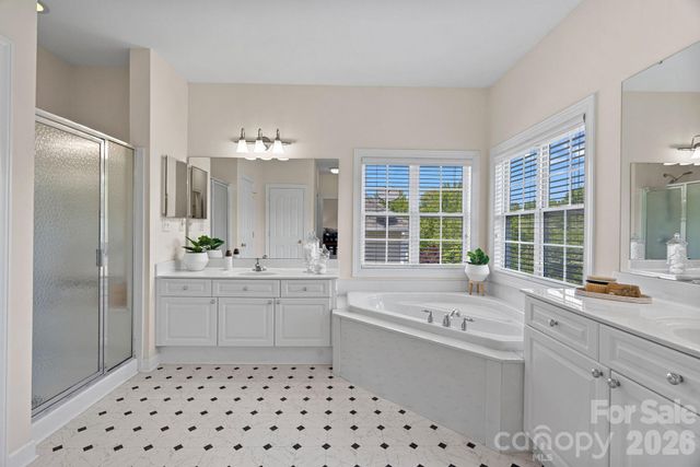 7832 Horseshoe Creek Drive, Huntersville, NC 28078