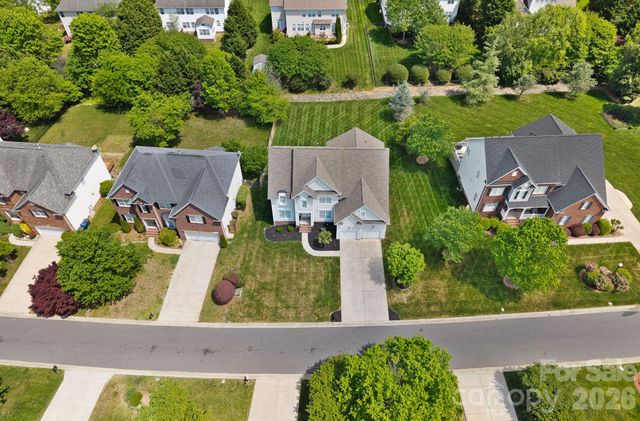 7832 Horseshoe Creek Drive, Huntersville, NC 28078