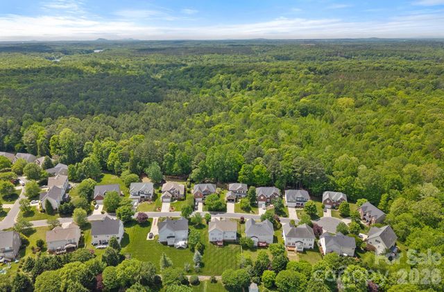 7832 Horseshoe Creek Drive, Huntersville, NC 28078