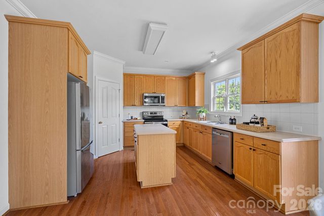 7832 Horseshoe Creek Drive, Huntersville, NC 28078